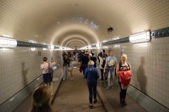Der 426m lange, Alte Elbtunnel