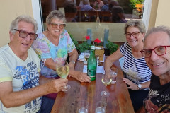 Heuriger Holledauer in Hagenbrunn