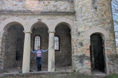 Die Nordansicht mit Säulen