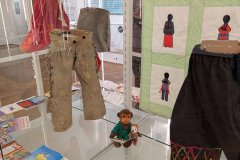 Die Hosenausstellung